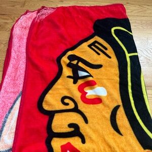 Nhl Chicago Blackhawks Red and Yellow Graphic Blanket